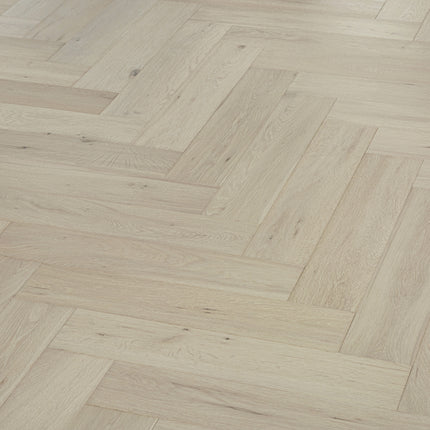 Chevrons | PYRAMIDE | Parquet multicouche en chêne | 15mm | 600x125 | Couche supérieure de 3 mm