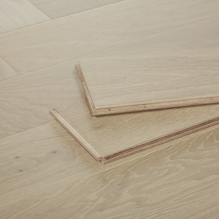 Chevrons | HARPER | Parquet multicouche en chêne | 15mm | 600x125 | Couche supérieure de 3 mm