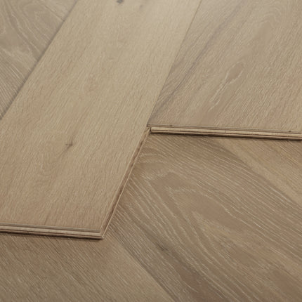 Sélectionnez | CHÊNE PÂLE | Parquet multicouche en chêne | 15mm | 190x1900 | Couche supérieure de 3 mm