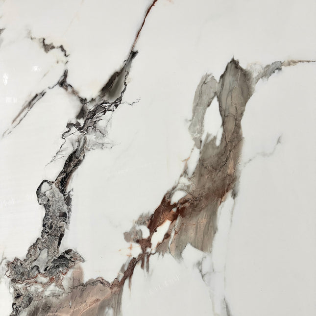 PVC wandpaneel hoogglans marmerlook wit met koperbruine ader – 2600 x 1220 x 3 mm