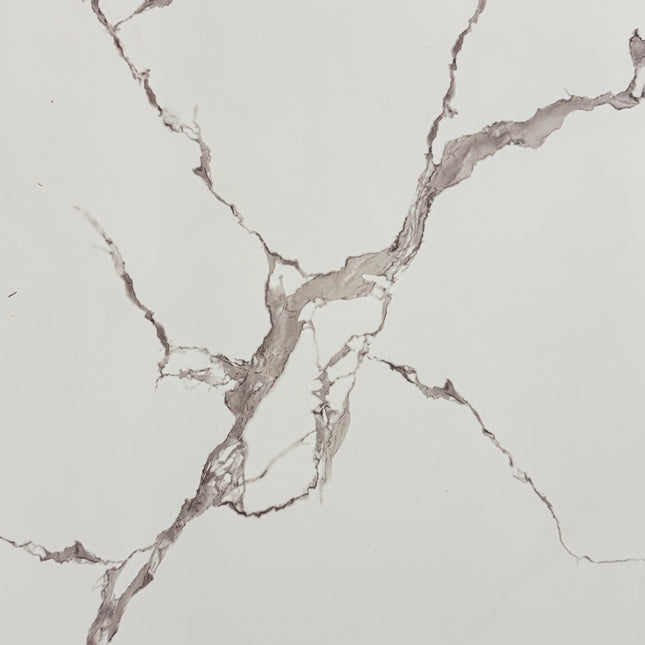 PVC wandpaneel hoogglans marmerlook wit met zachtroze ader – 2600 x 1220 x 3 mm