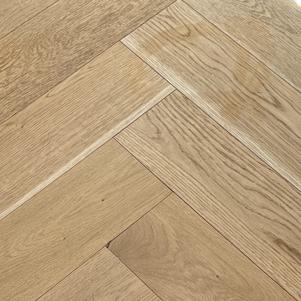 Visgraat | UNFINISHED | Meerlagen Eiken parket | 15mm | 600 x 125 | 3mm toplaag